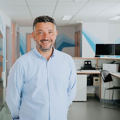 Γιώργος Κατσαρός